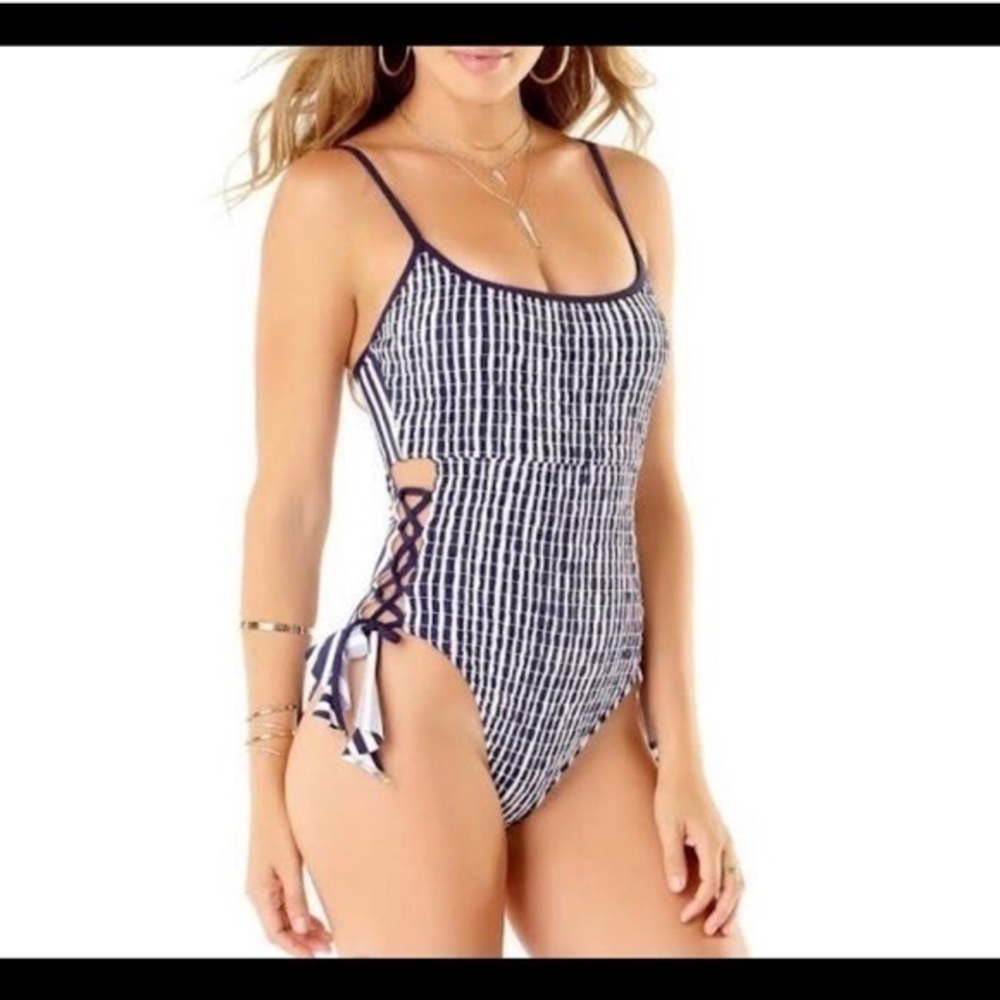 Anna Cole Studio One Piece Swimsuit Navy Blue and White Stripes Size 12 G7
